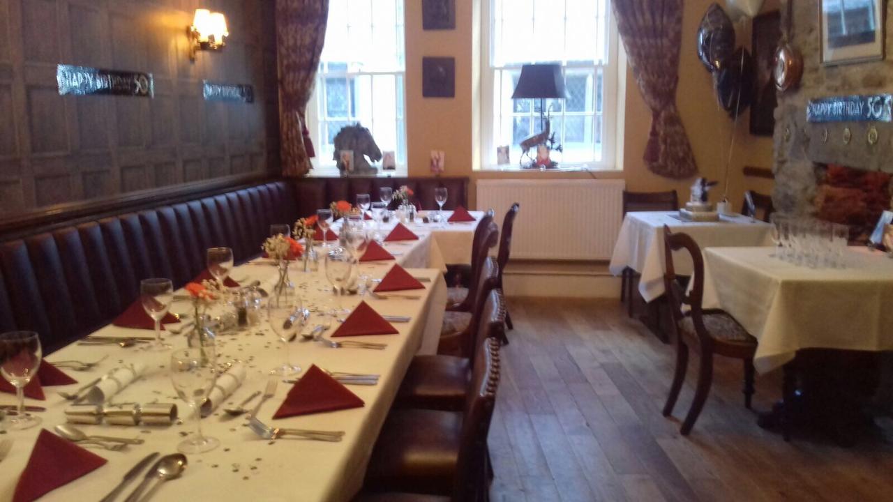 לאנרווסט The Eagles Hotel מראה חיצוני תמונה